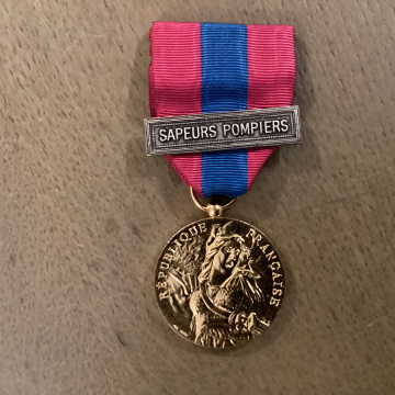 Médaille sapeur pompier  Militaire Armée Nation Défense Nationale