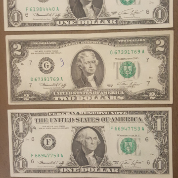 LOT 3 BILLETS USA 2 DOLLARS SERIE 1976 1 DOLLER  SERIE 1974 1 DOLLER  SERIE 1974